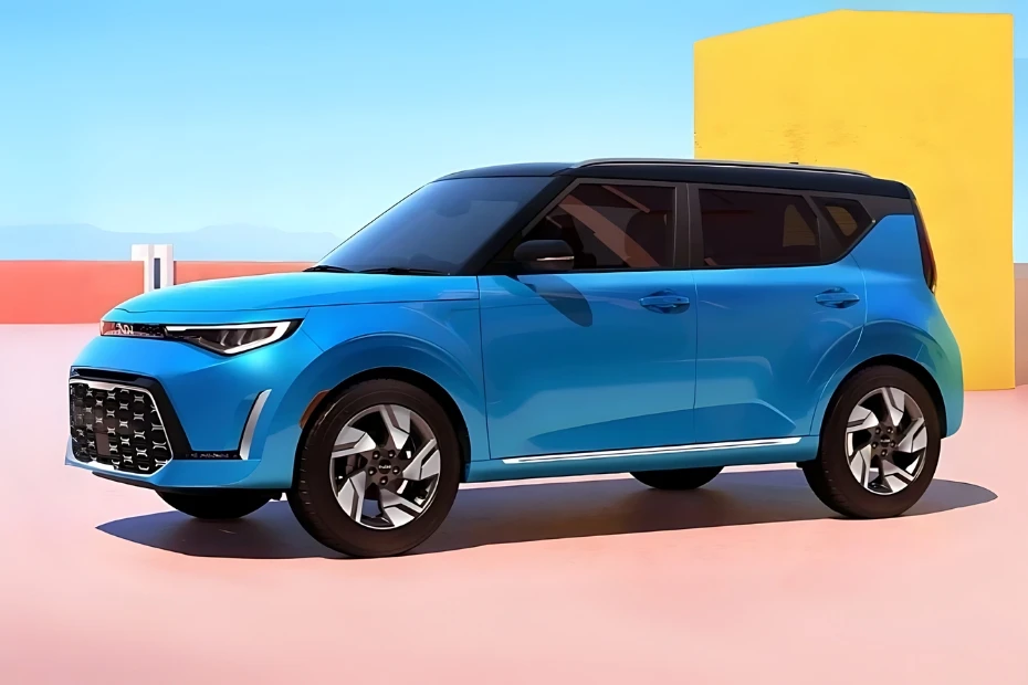 क्या Kia Clavis, Kia Carens का नया वर्जन है? जानिए 8 मई को लॉन्च होने वाली इस नई MPV की खास बातें
